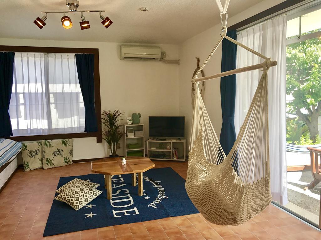 Pension Sea Shells Мотобу Екстер'єр фото